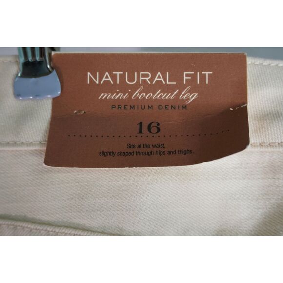 Coldwater Creek Size 16 Natural Fit Mini Boot Cut Ivory Jeans NWT - Picture 4 of 6